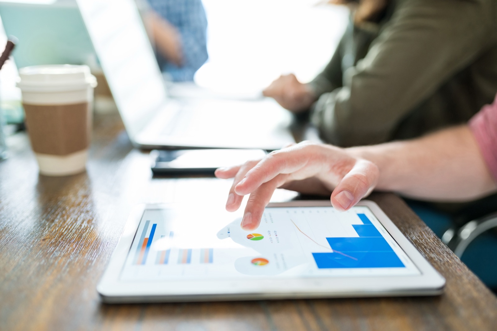 28 AI Marketing Tools 2026: How Thai Businesses Scale Without Hiring